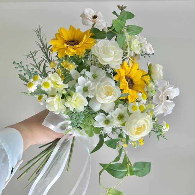 2点セット　高級　アーティフィシャルフラワーブーケ　ひまわりイエロー 造花ブーケ