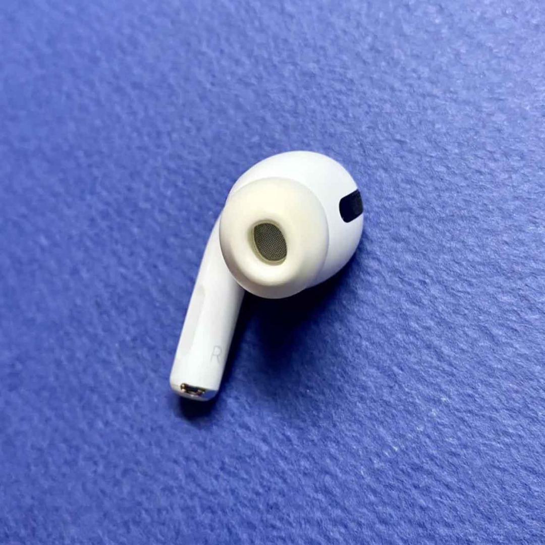 Apple国内正規品 AirPods Pro 第一世代 R右耳 のみ 片耳