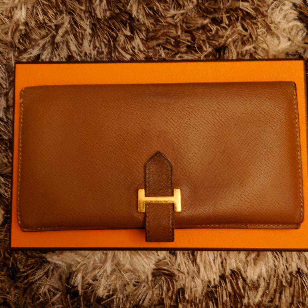 エルメス【廃盤モデル】ベアンクラシッククシュベル二つ折り長財布