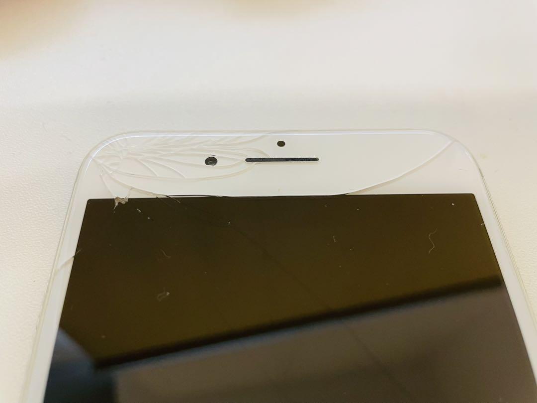 【ジャンク】iPhone 8 Plus 64GB au SIMロック解除済