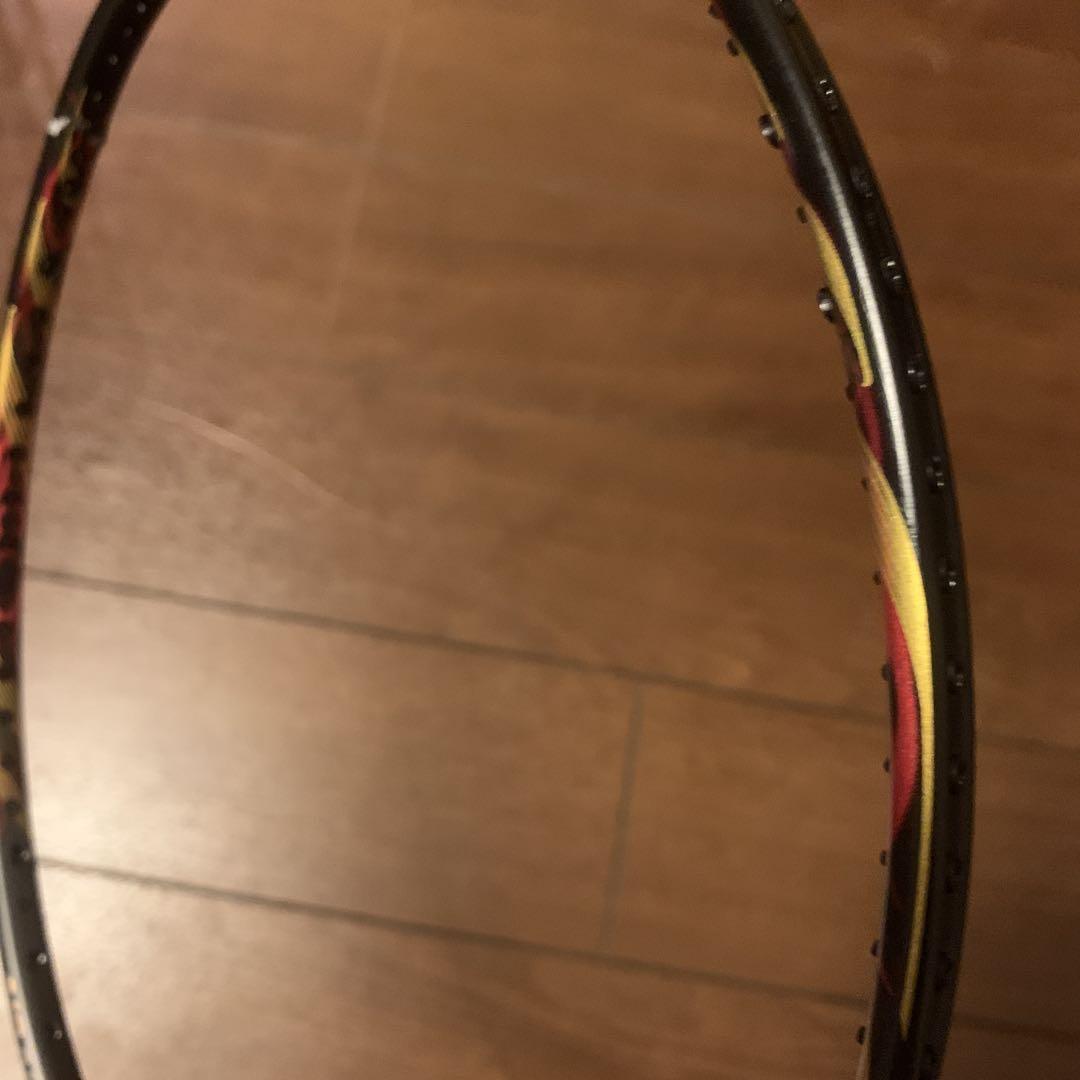 バドミントンラケット ナノフレア800、77プロジャンク品