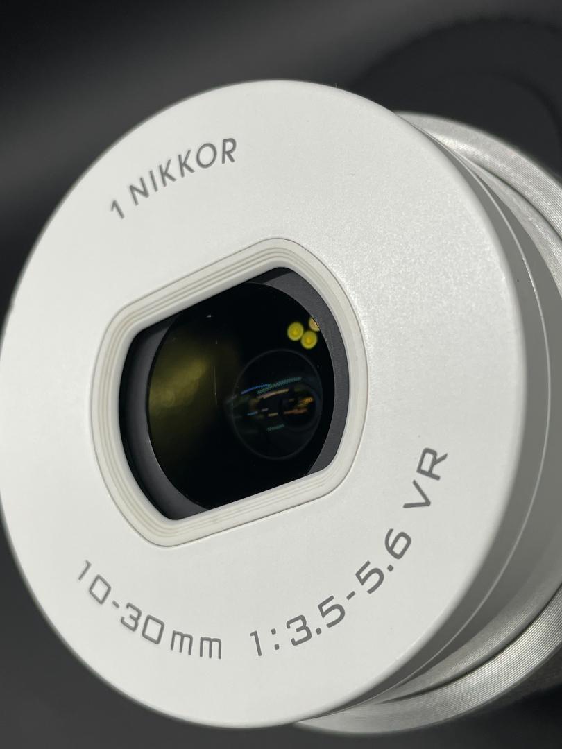 Nikon1 J4 ダブルレンズ ホワイト 10-30ｍｍ 30-110mm