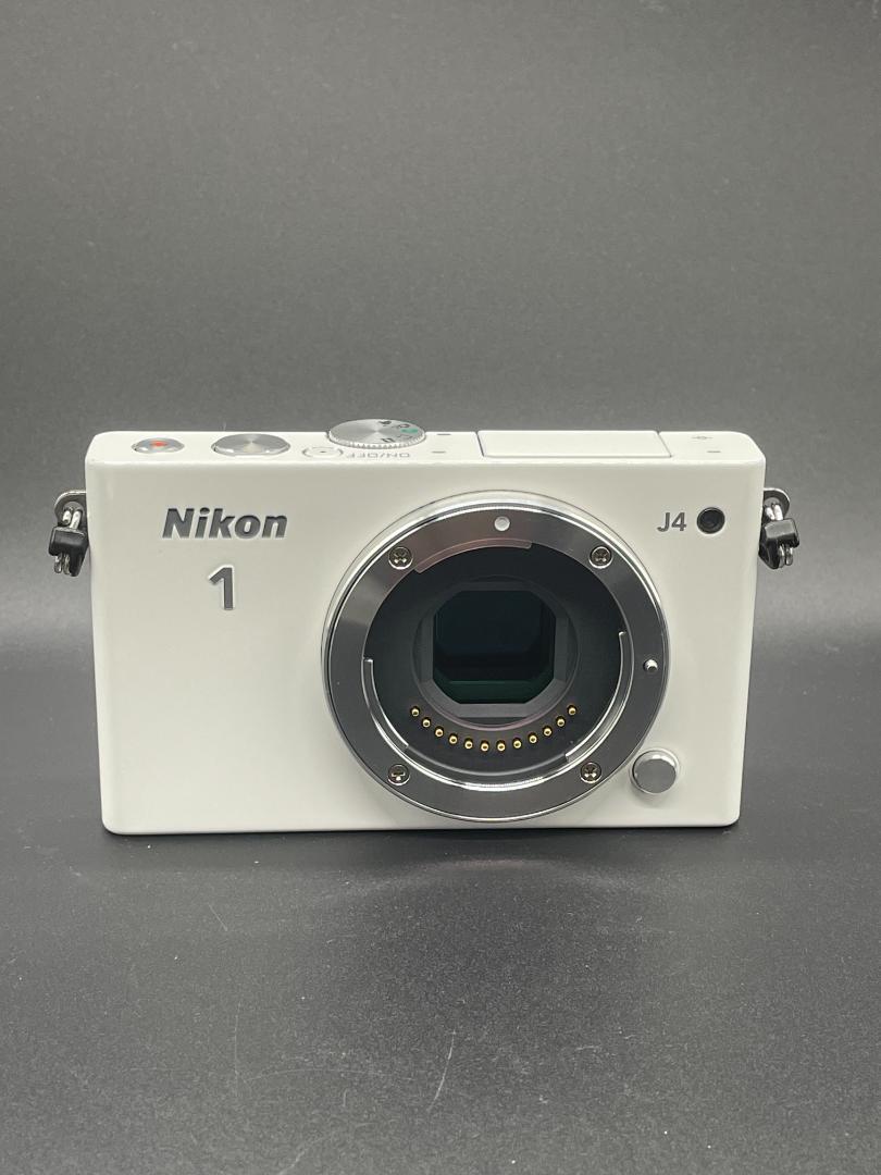 Nikon1 J4 ダブルレンズ ホワイト 10-30ｍｍ 30-110mm