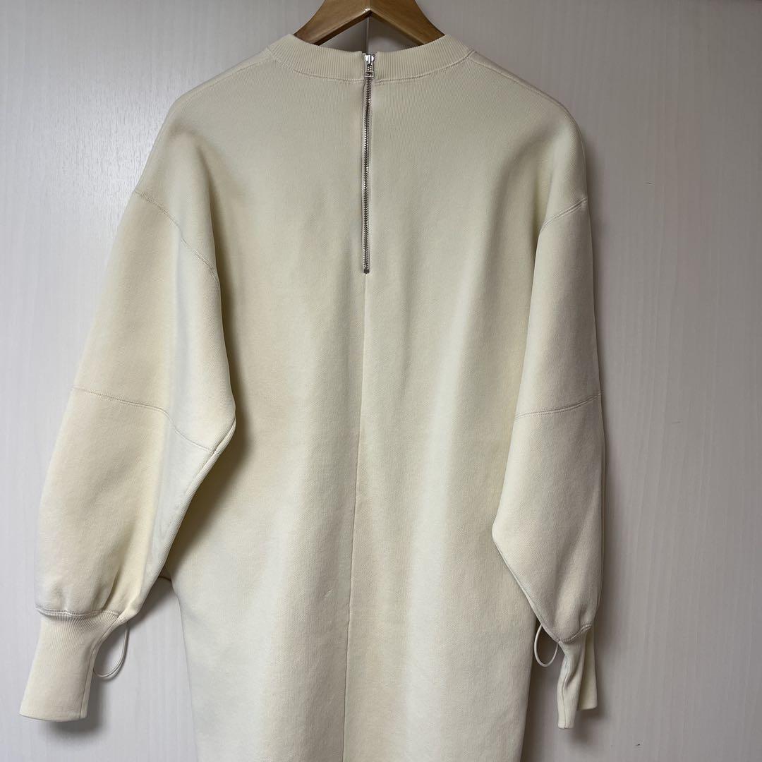 フォルムニットワンピース