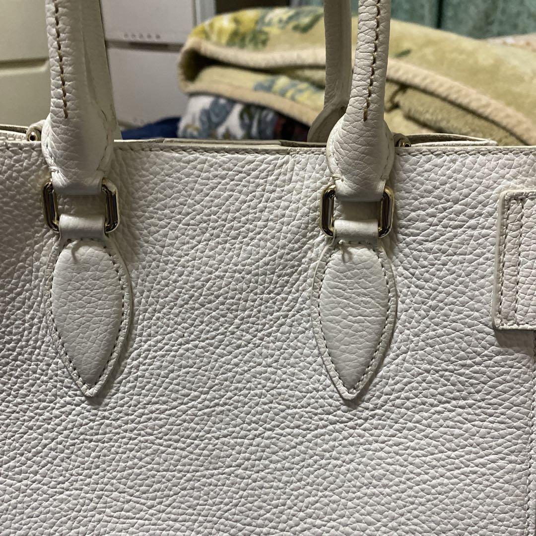 FURLA ホワイトレザートートバッグ
