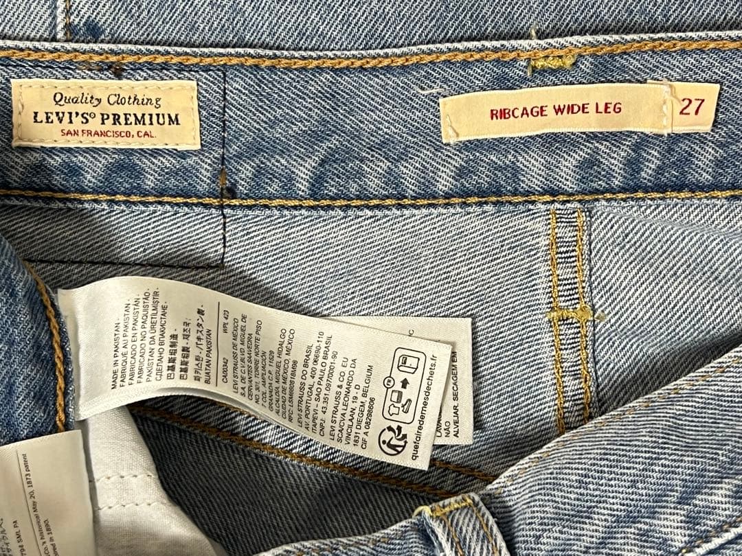 リーバイス 今期