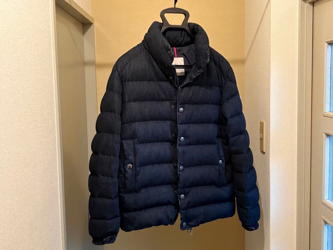 モンクレール MONCLER ダウンジャケット ダークブルーデニム地 レア モンクレール MONCLER ダウンジャケット ダークブルーデニム地 レア