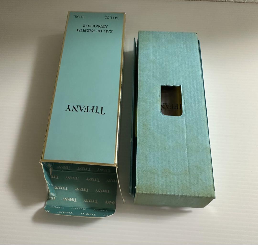 TIFFANY ティファニー　オードパルファム 香水　100ml 箱あり