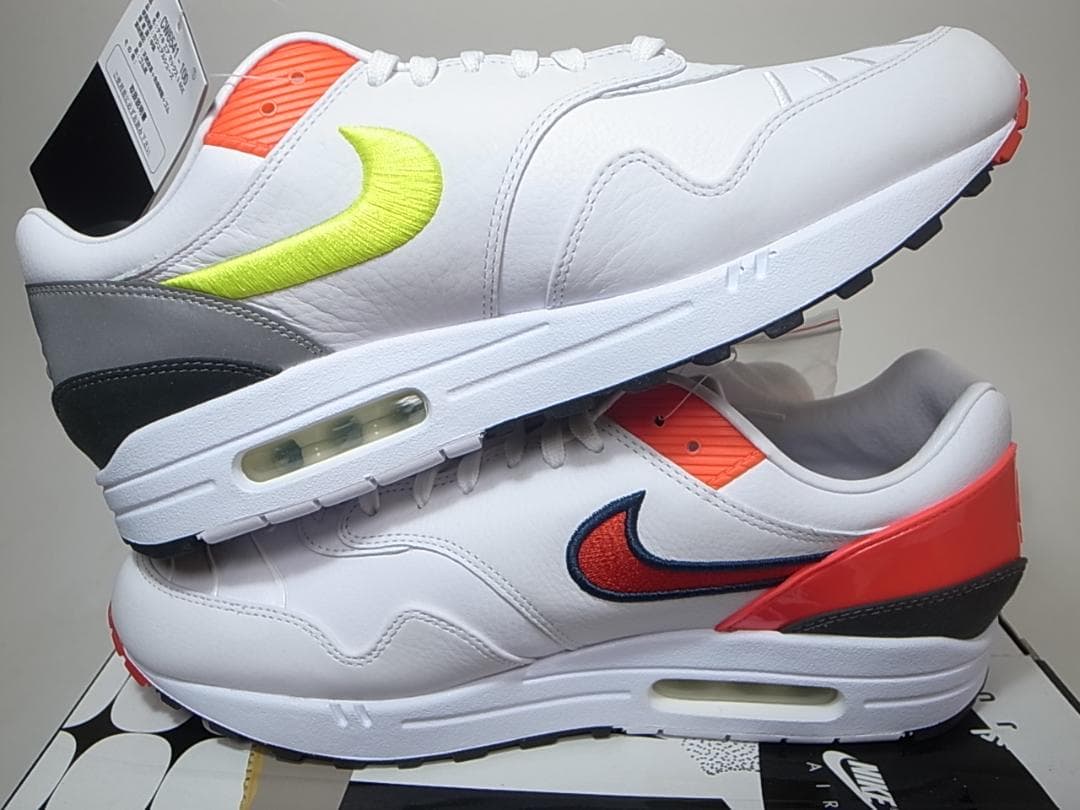 シャイニングゴールデン 新品AIR MAX 1 EVOLUTION OF ICONS 29cm黒タグ