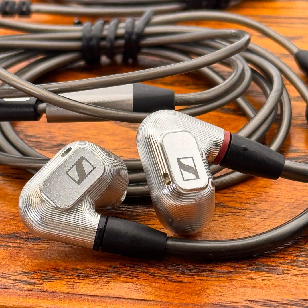 SENNHEISER IE900 フラッグシップ IEM 高音質 /純正ケーブル SENNHEISER IE900 フラッグシップ IEM 高音質 /純正ケーブル