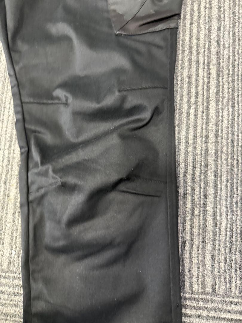 ロアーズオリジナル　ブラックカモパンツ