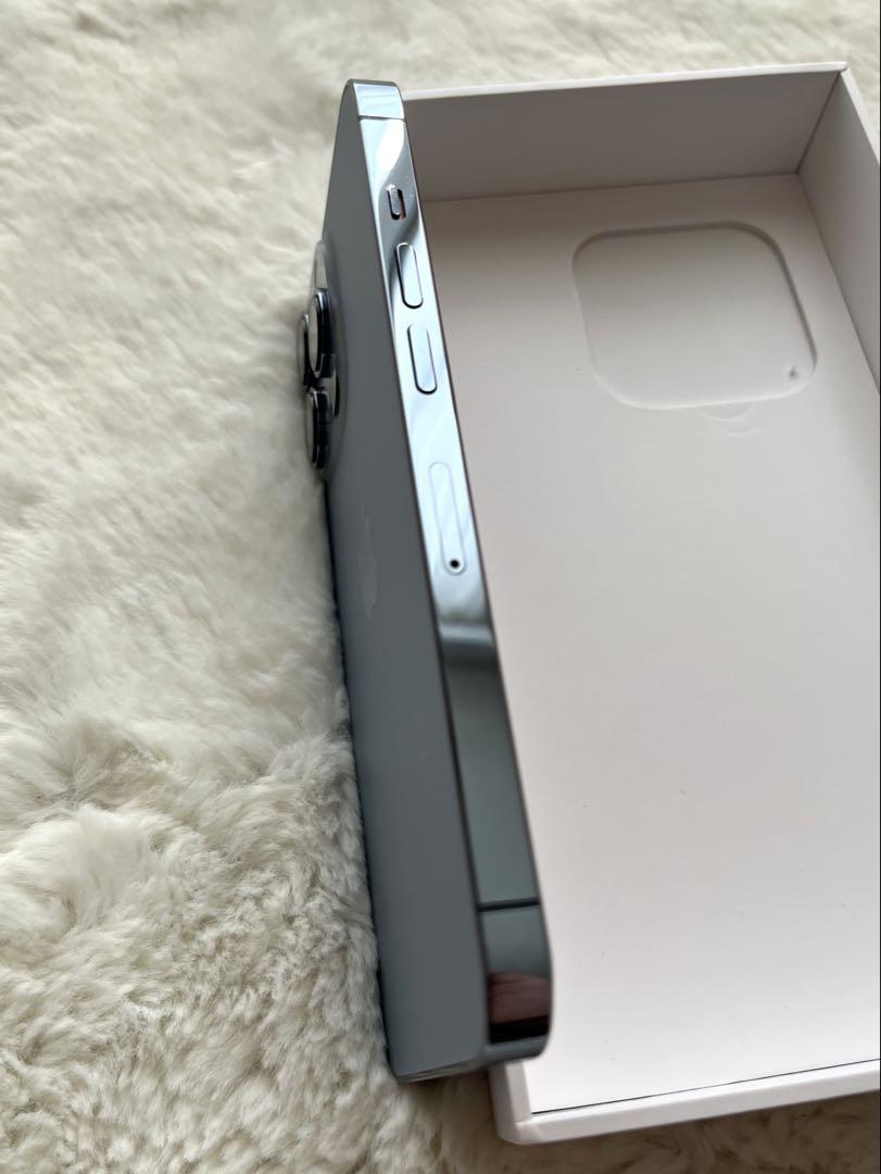 海外製 iPhone13Pro 256GB SIMフリー バッテリー100%