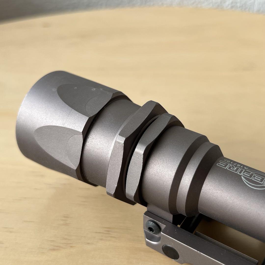 SUREFIRE M951 タイプ フラッシュライト