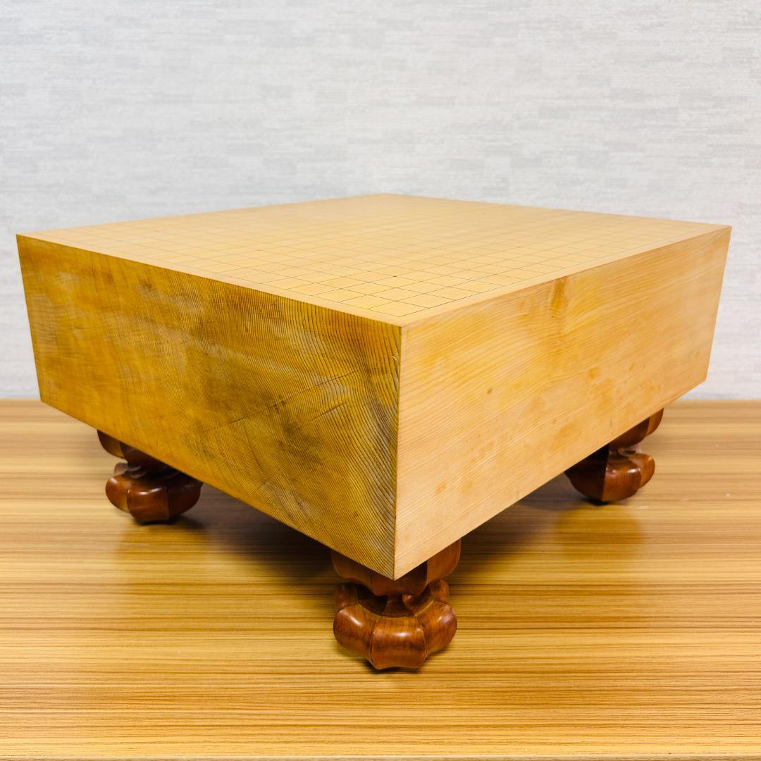 【高級】本榧 脚付碁盤 4.8寸 天地柾 柾目 ヘソ有り 19路盤 15kg 高級】本榧 脚付碁盤 4.8寸 天地柾 柾目 ヘソ有り 19路盤 15kg