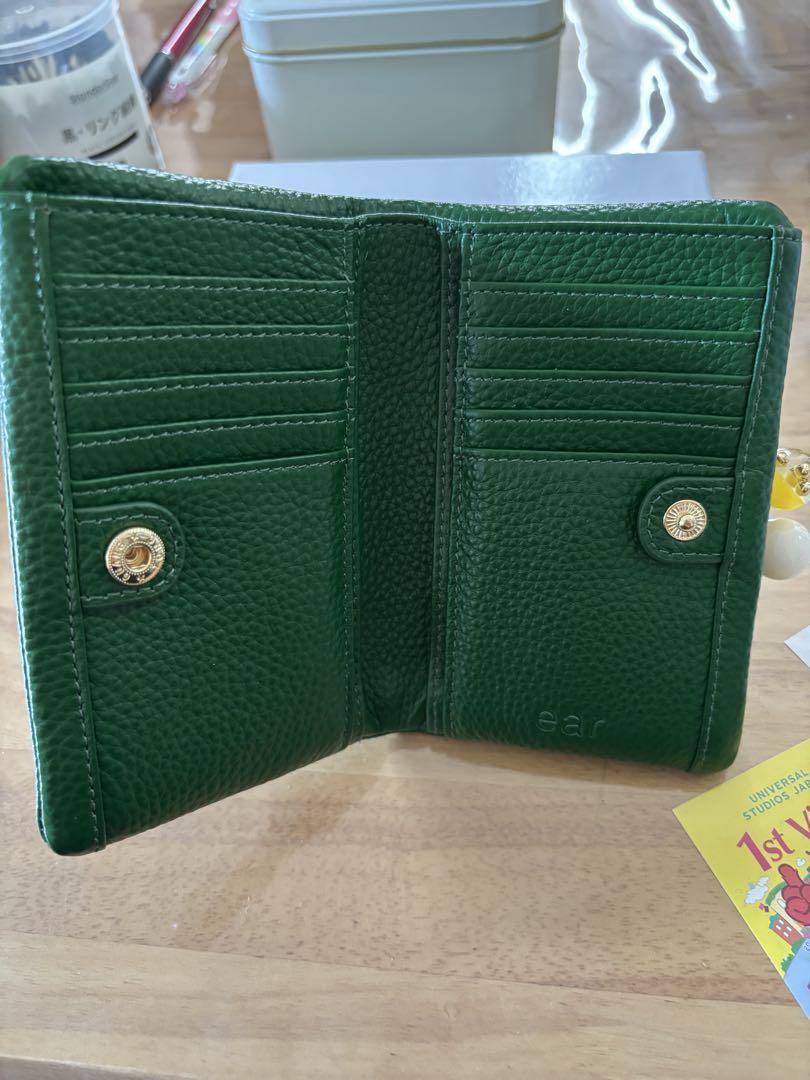 ear 牛革がま口折り財布
