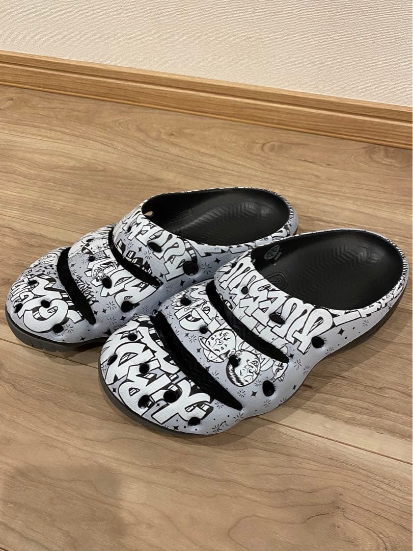 女性に人気! keen 希少サイズ! 限定品! yogui サンダル