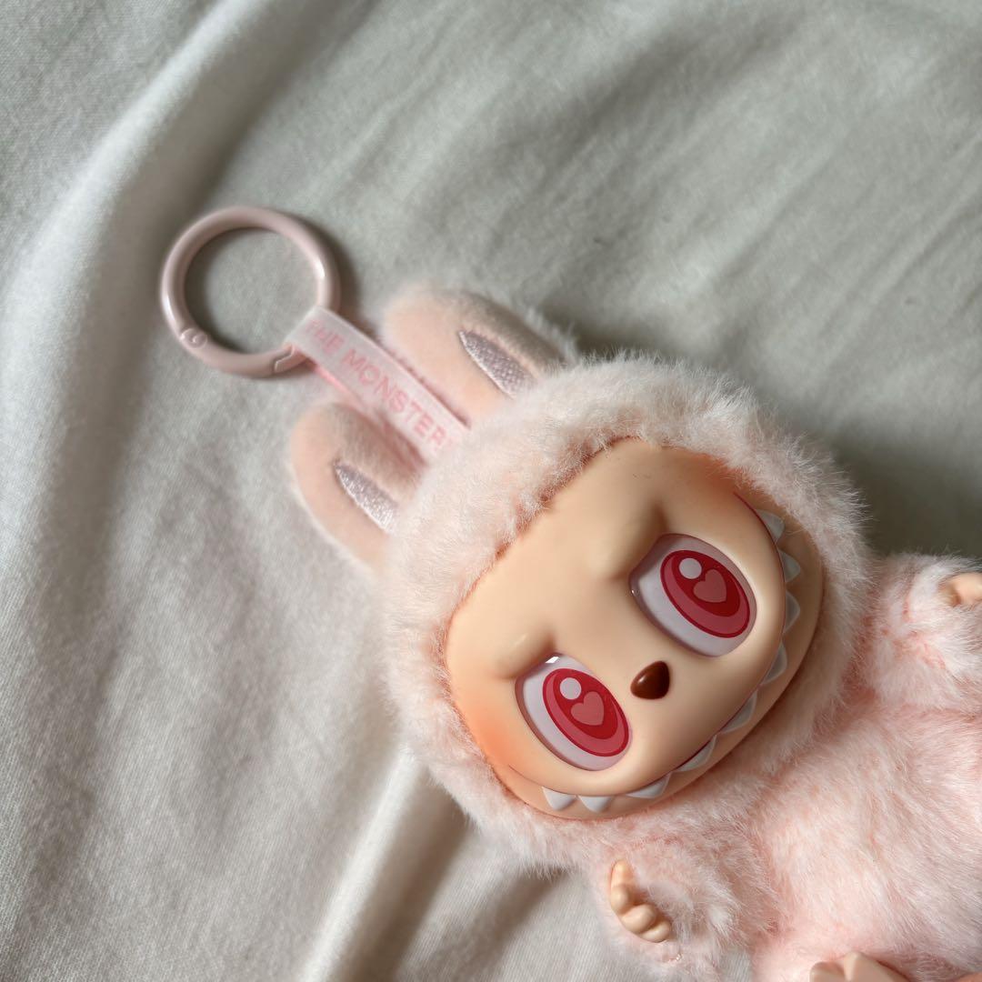 Popmart Labubu Have a Seatキーホルダー
