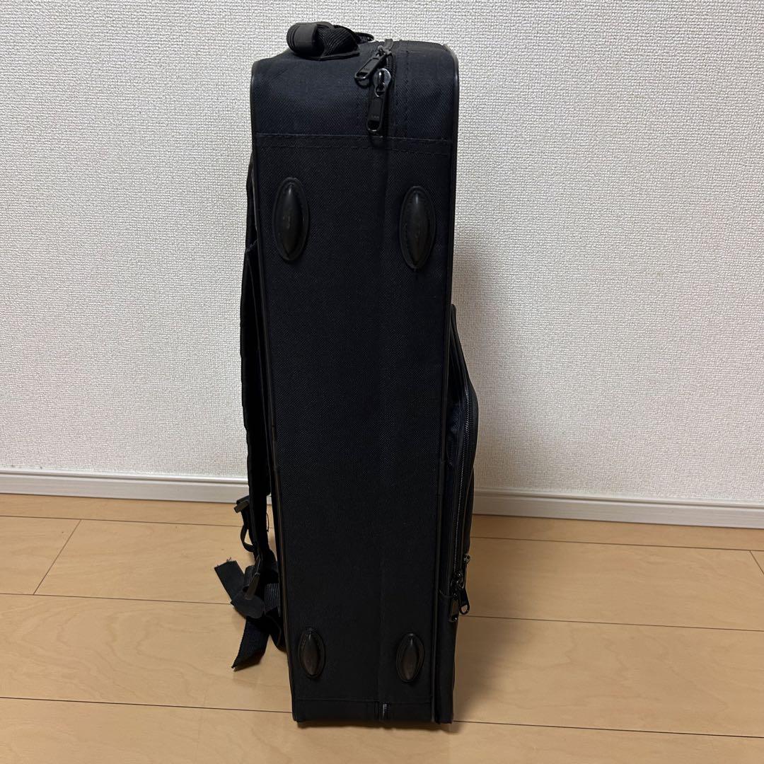 セミハードケース　サックスケース　リュックタイプ　アルトサックス　黒色　ブラック