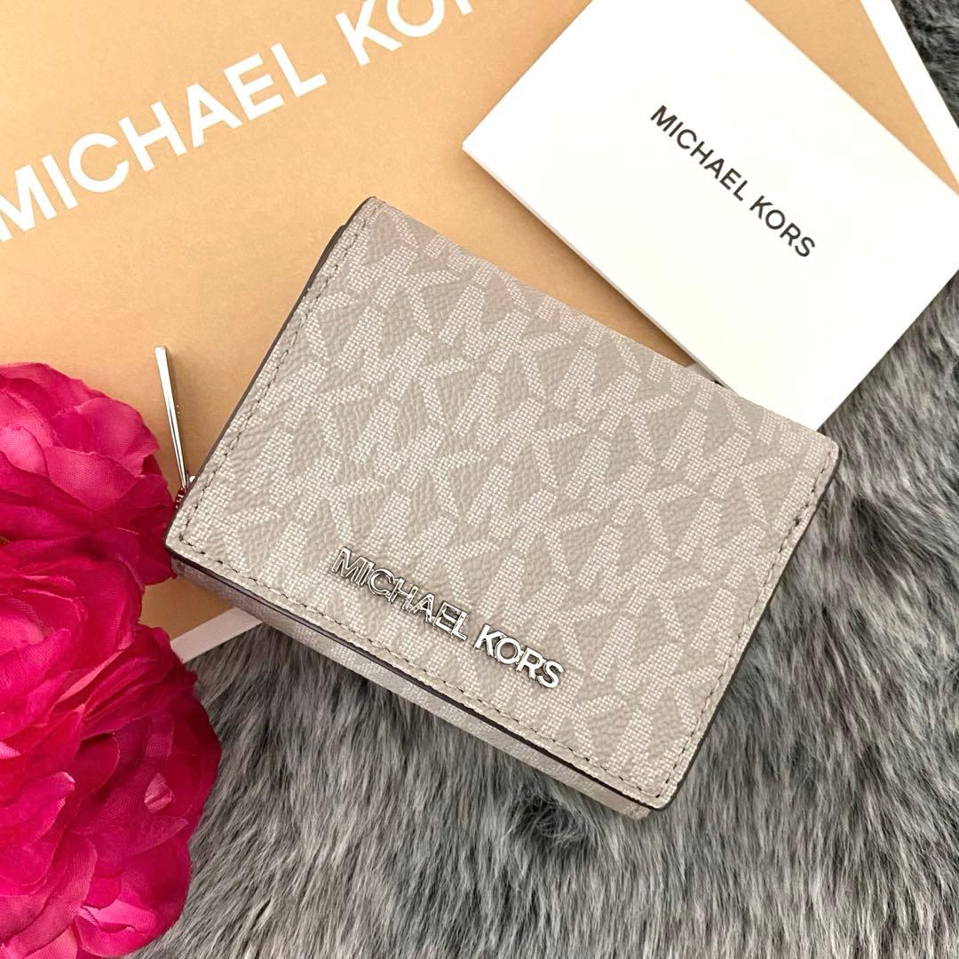 新品 正規品☆MICHAEL KORS 折り財布 グレー レザー 三つ折り財布 新品 正規品☆MICHAEL KORS 折り財布 グレー レザー 三つ折り財布