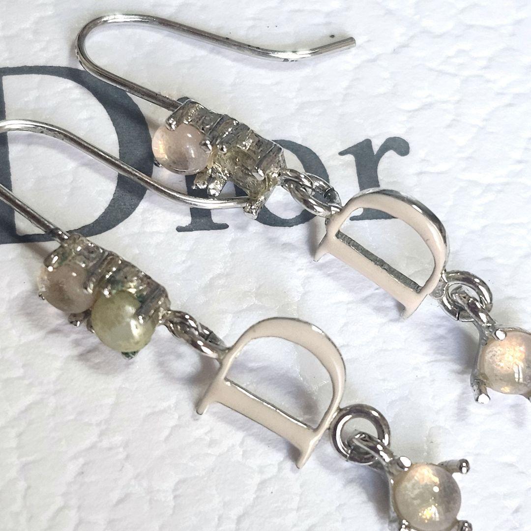 ピアス