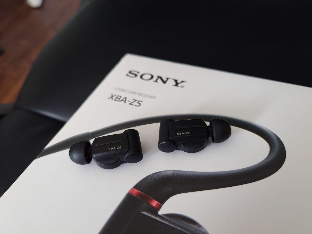 ヘッドホン SONY XBA-Z5