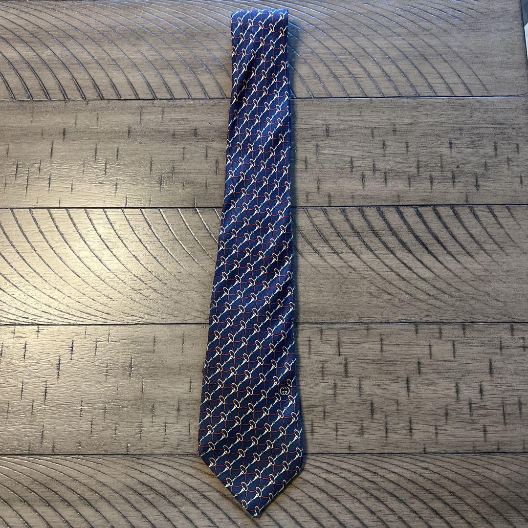最新入荷商品一覧 | GUCCI メルカリ - ネイビーリングパターンネクタイ 小物