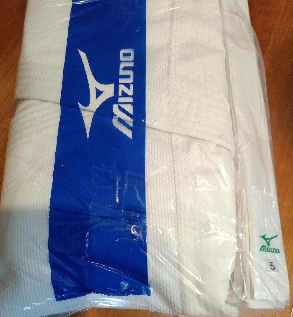新品未使用　Mizuno 柔道着 上下セット 愛校　5号