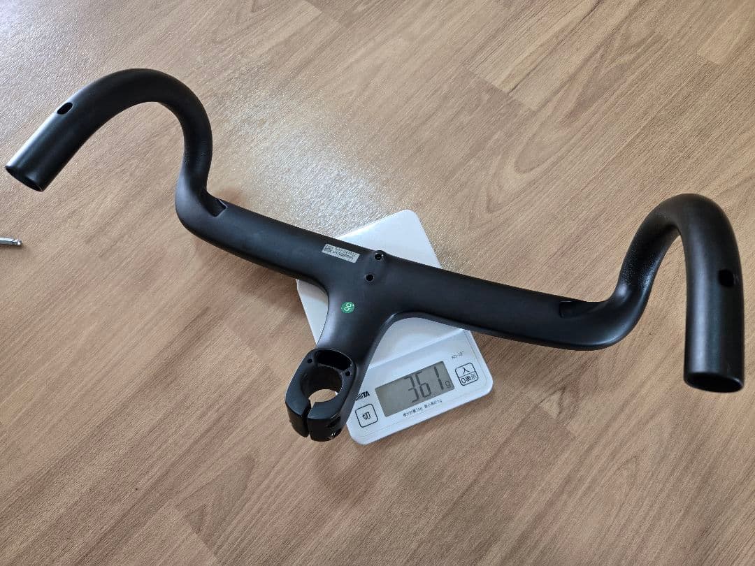 ステム一体型ハンドル目立った傷や汚れなし