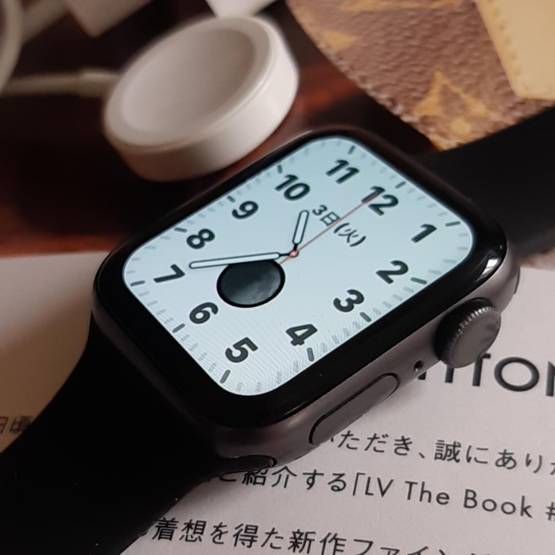 100%バッテリ アップル ウォッチ S5 40mm Apple Watch