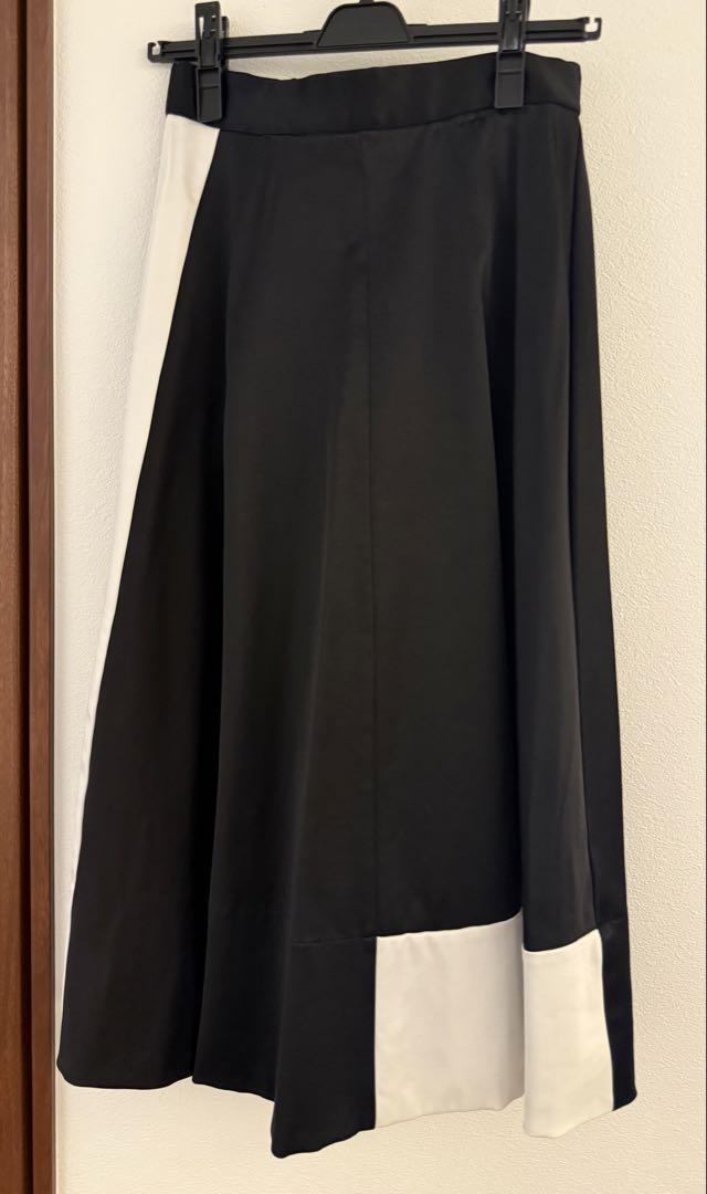 美品 グレースコンチネンタル バイカラースカート