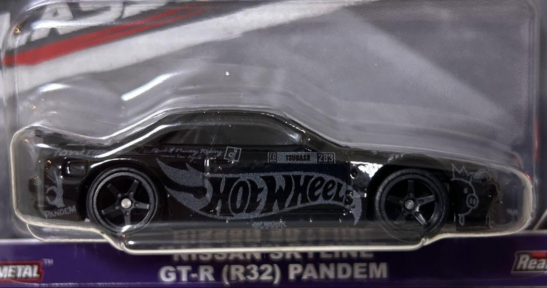 ホットウィール モダンクラシックス　チェイス GT-R（R32） PANDEM