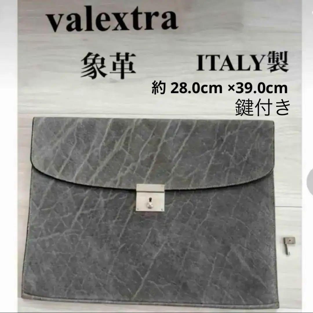 未使用　valextraクラッチ 鍵付 象 ヴァレクストラ ITALY製