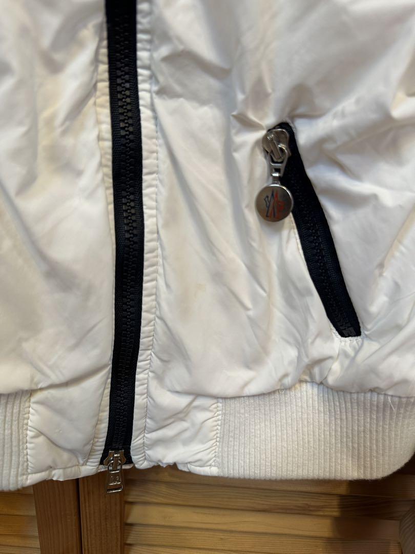 MONCLER ホワイト ジャケット
