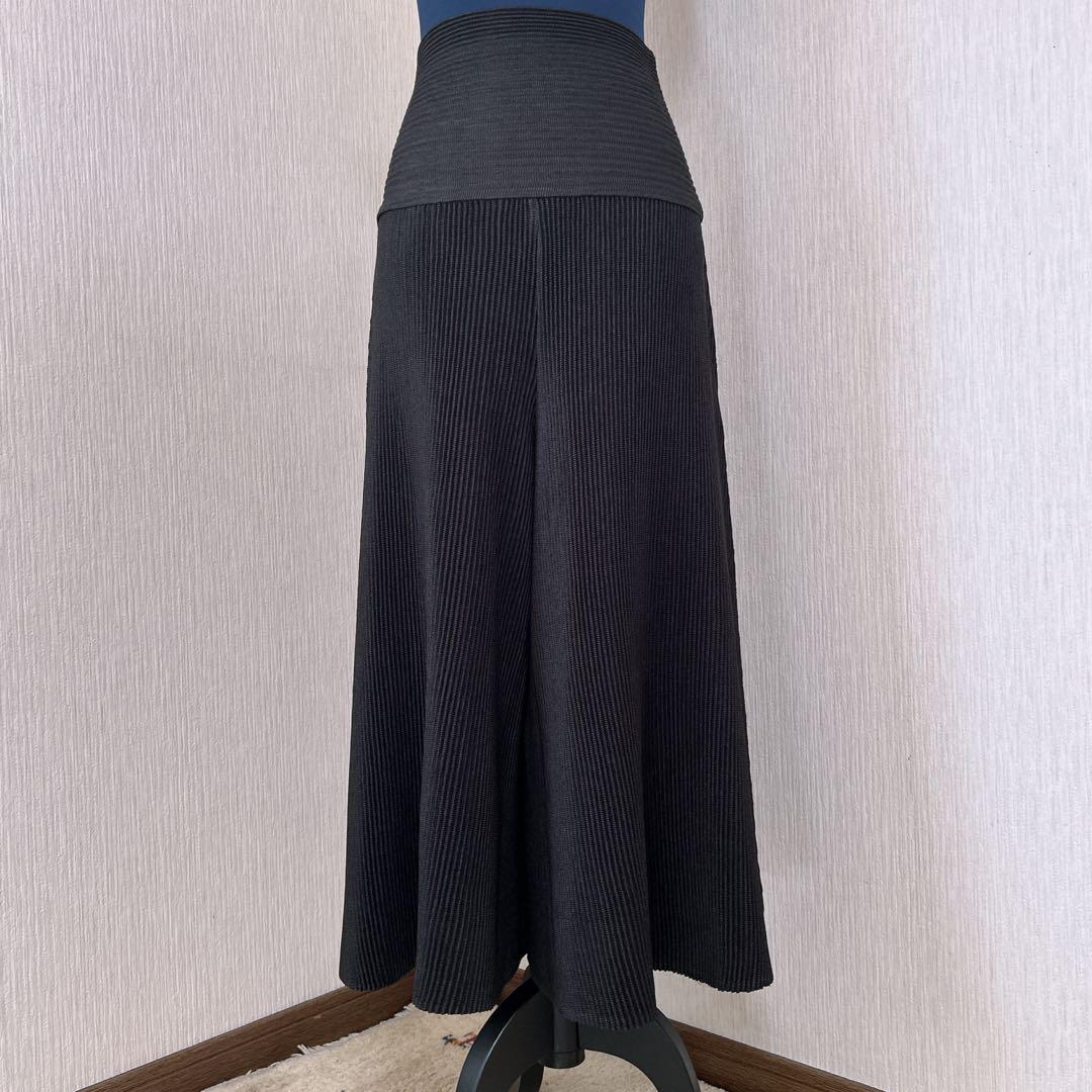 【美品】 SPECCHIO シャトルプリーツ　ガウチョパンツ　フレアパンツ