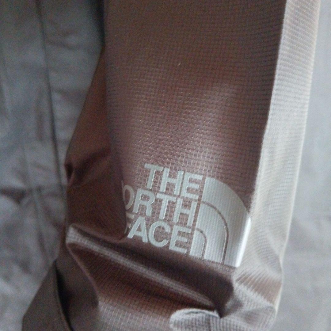 オロチ　the north face ライトニングコート
