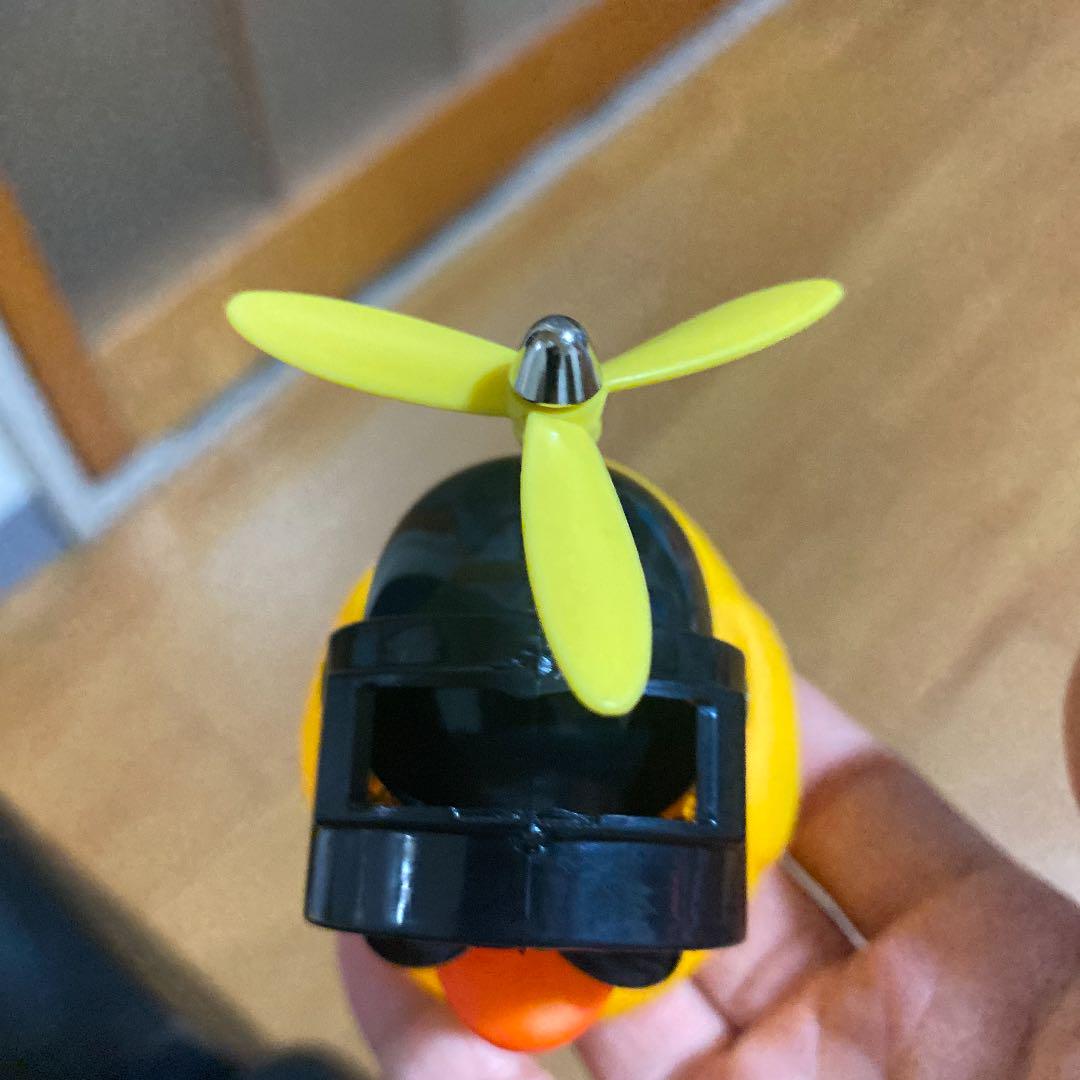 メルカリ 車の飾りクリエイティブ装飾車のダッシュボードのおもちゃでヘルメットとチェーンファ 自動車アクセサリー 999 中古や未使用のフリマ