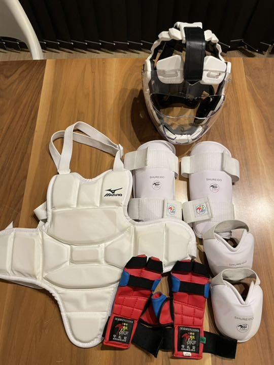 爆売りセール開催中!】 中古 空手防具セット 全てSサイズ その他 その他スポーツ¥8,445-www.dermclinic.sg 爆売りセール開催中!】 中古 空手防具セット 全てSサイズ その他 その他スポーツ¥8,445-www.dermclinic.sg