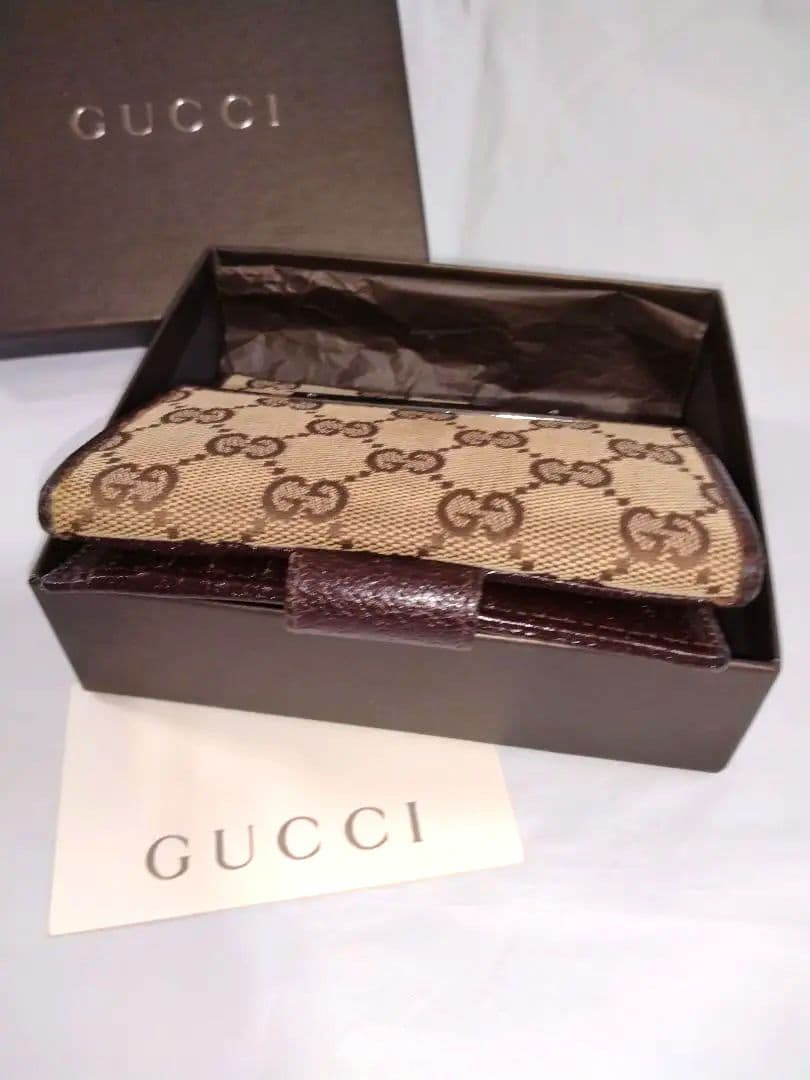 GUCCI グッチ二つ折り財布GGキャンバス