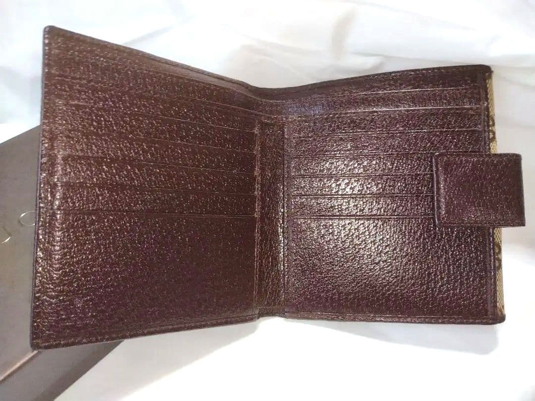 GUCCI グッチ二つ折り財布GGキャンバス