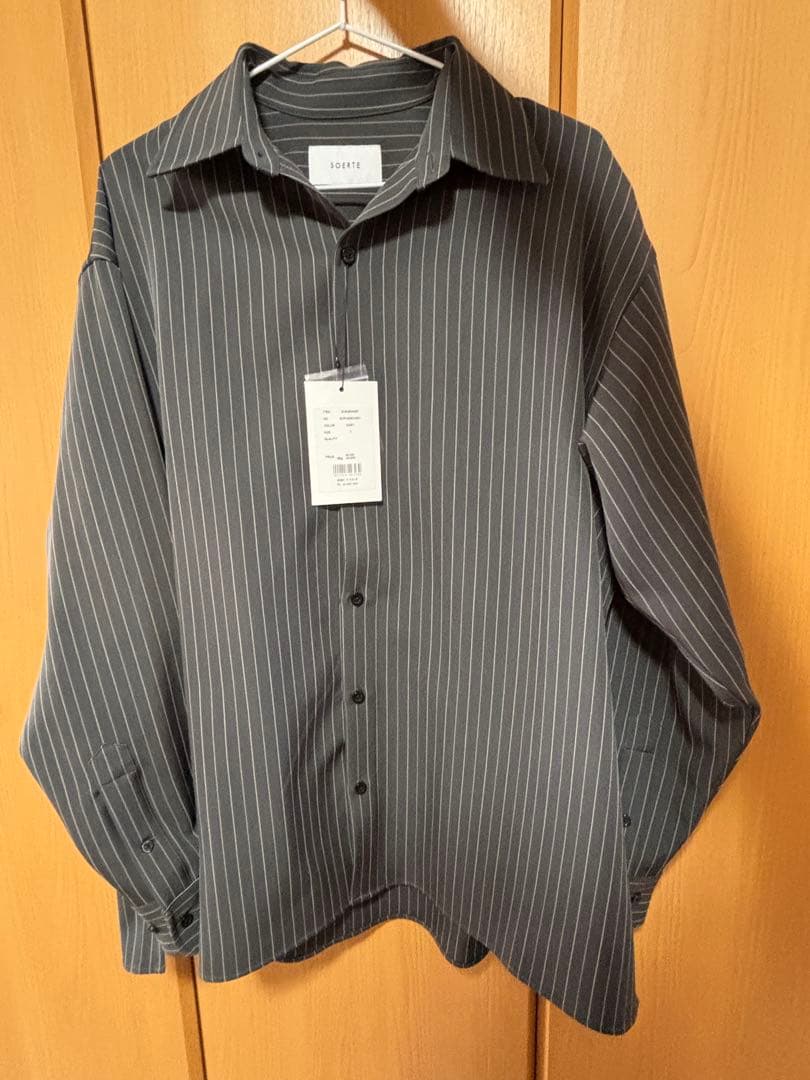 soerte オーバーサイズロングスリーブシャツ