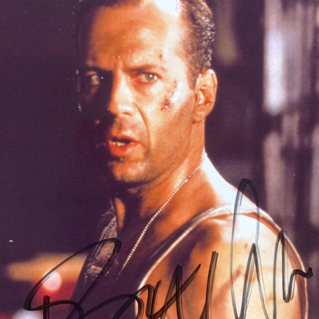 ブルース・ウィリス直筆サイン入り2Lサイズ写真‥Bruce Willis