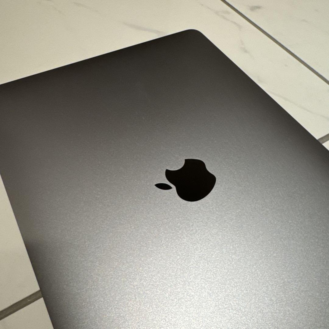 MacBook