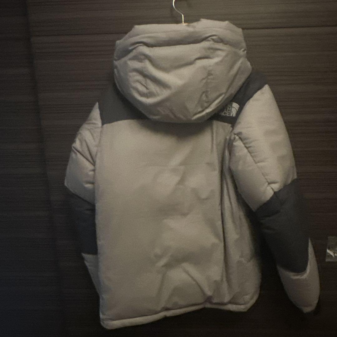 ノースフェイス　バルトロライト　ダウン　north face バナディスグレー