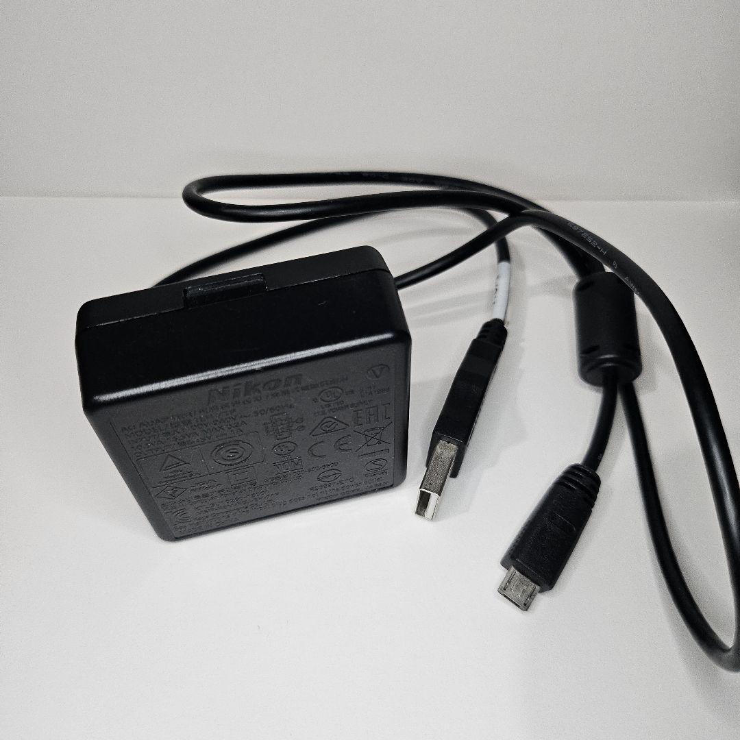 【希少品】Nikon Coolpix S6900 ピンク
