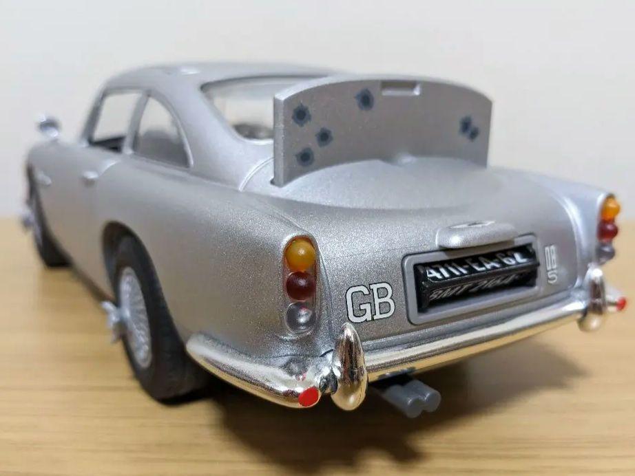 プレイモービル 007「ゴールドフィンガー」アストンマーティン DB5