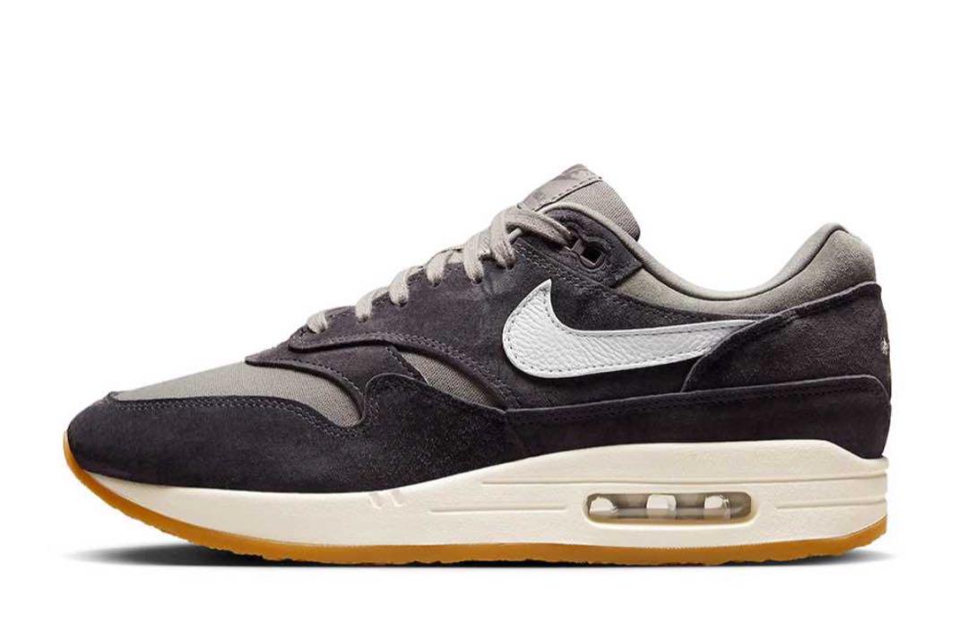 NIKE エアマックス1 クレープ