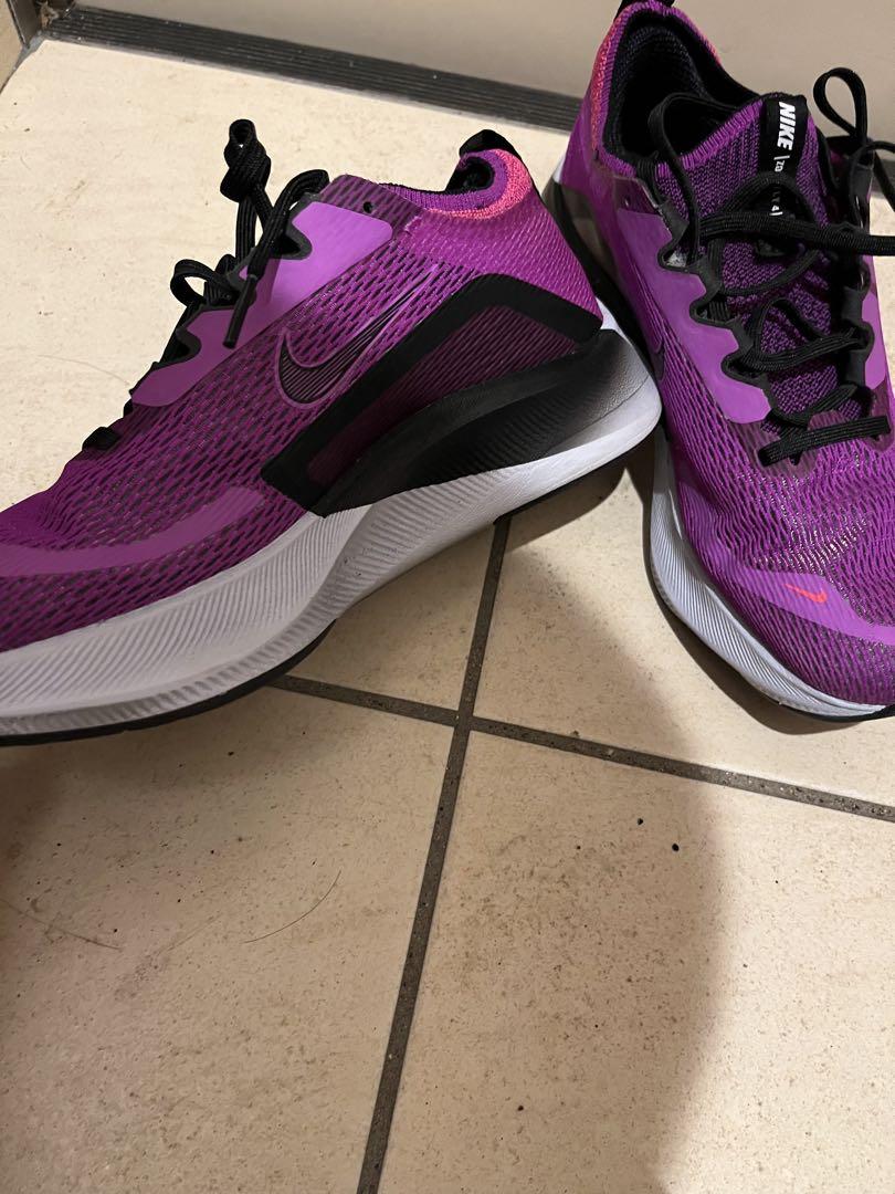 Nike ズームフライ4 レディース25cm