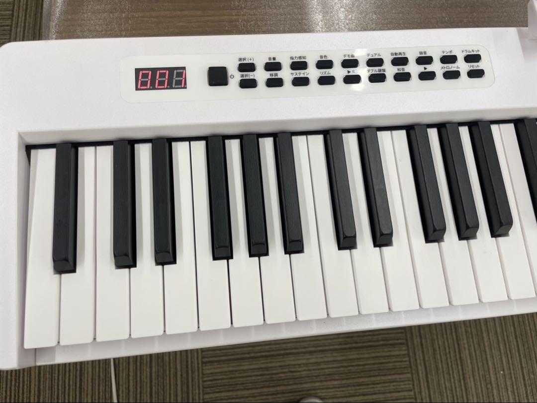 電子ピアノ 88鍵盤 充電タイプ スリム ホワイト