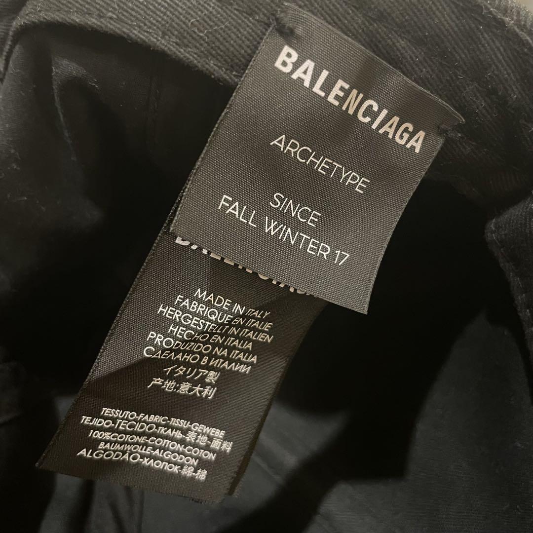 BALENCIAGA ベースボールキャップ ロゴ刺繍入り L ブラック