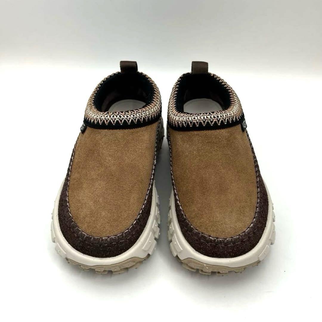 ♠ UGG